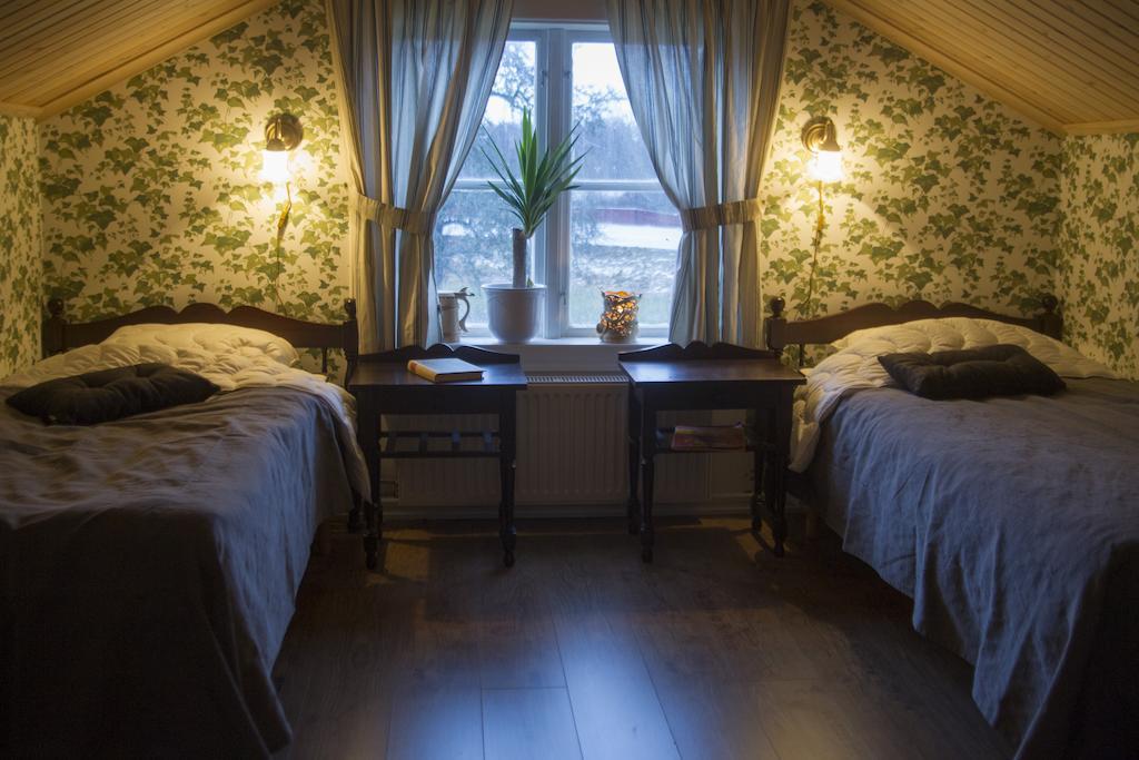 Hallebergs Bed&Breakfast Skara Phòng bức ảnh